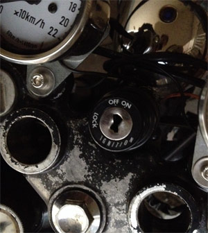 ��������